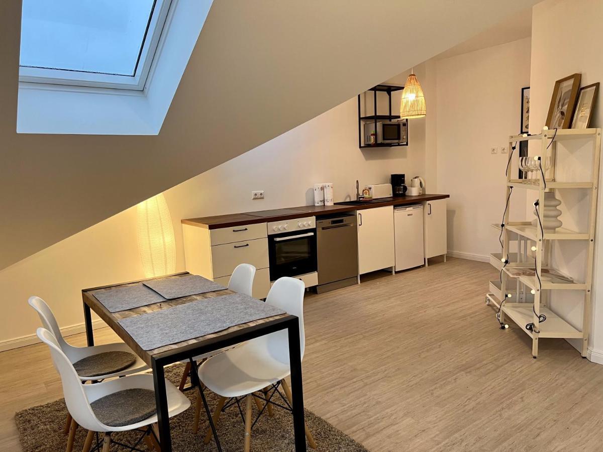 Gemuetliche Apartments Direkt An Der Grenze Von Hamburg ノルダーシュテット エクステリア 写真