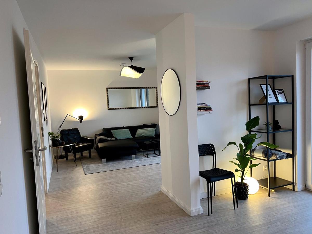 Gemuetliche Apartments Direkt An Der Grenze Von Hamburg ノルダーシュテット エクステリア 写真