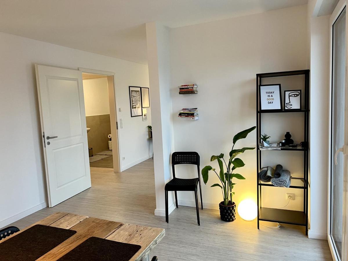 Gemuetliche Apartments Direkt An Der Grenze Von Hamburg ノルダーシュテット エクステリア 写真
