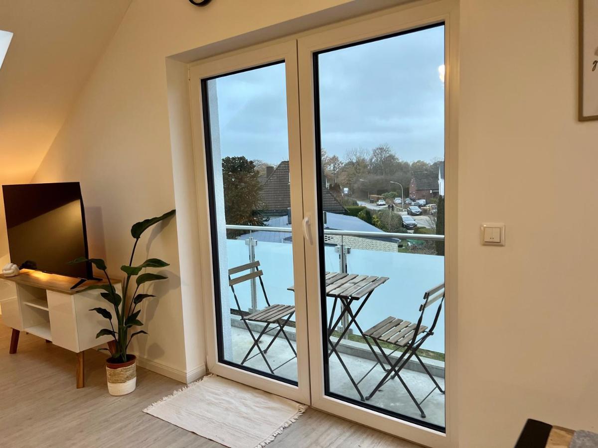 Gemuetliche Apartments Direkt An Der Grenze Von Hamburg ノルダーシュテット エクステリア 写真