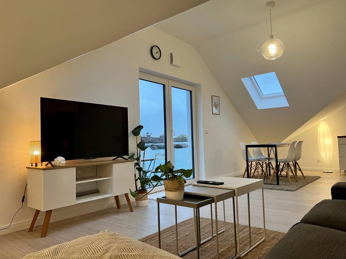Gemuetliche Apartments Direkt An Der Grenze Von Hamburg ノルダーシュテット エクステリア 写真