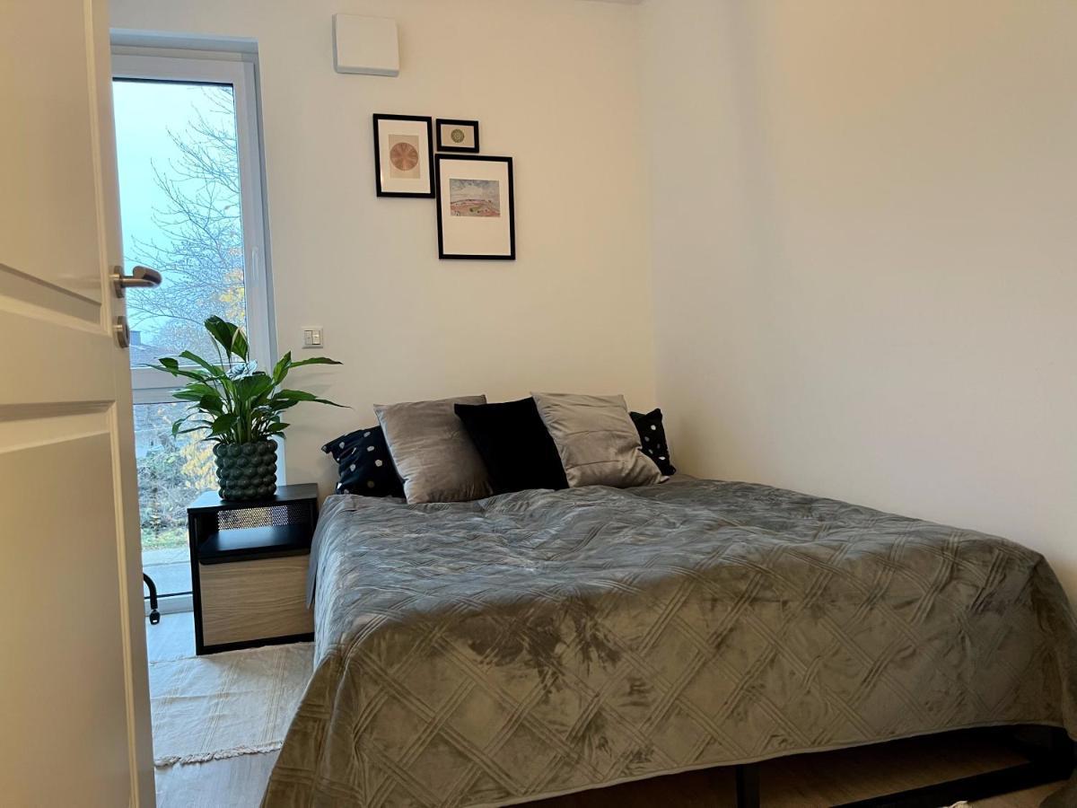Gemuetliche Apartments Direkt An Der Grenze Von Hamburg ノルダーシュテット エクステリア 写真