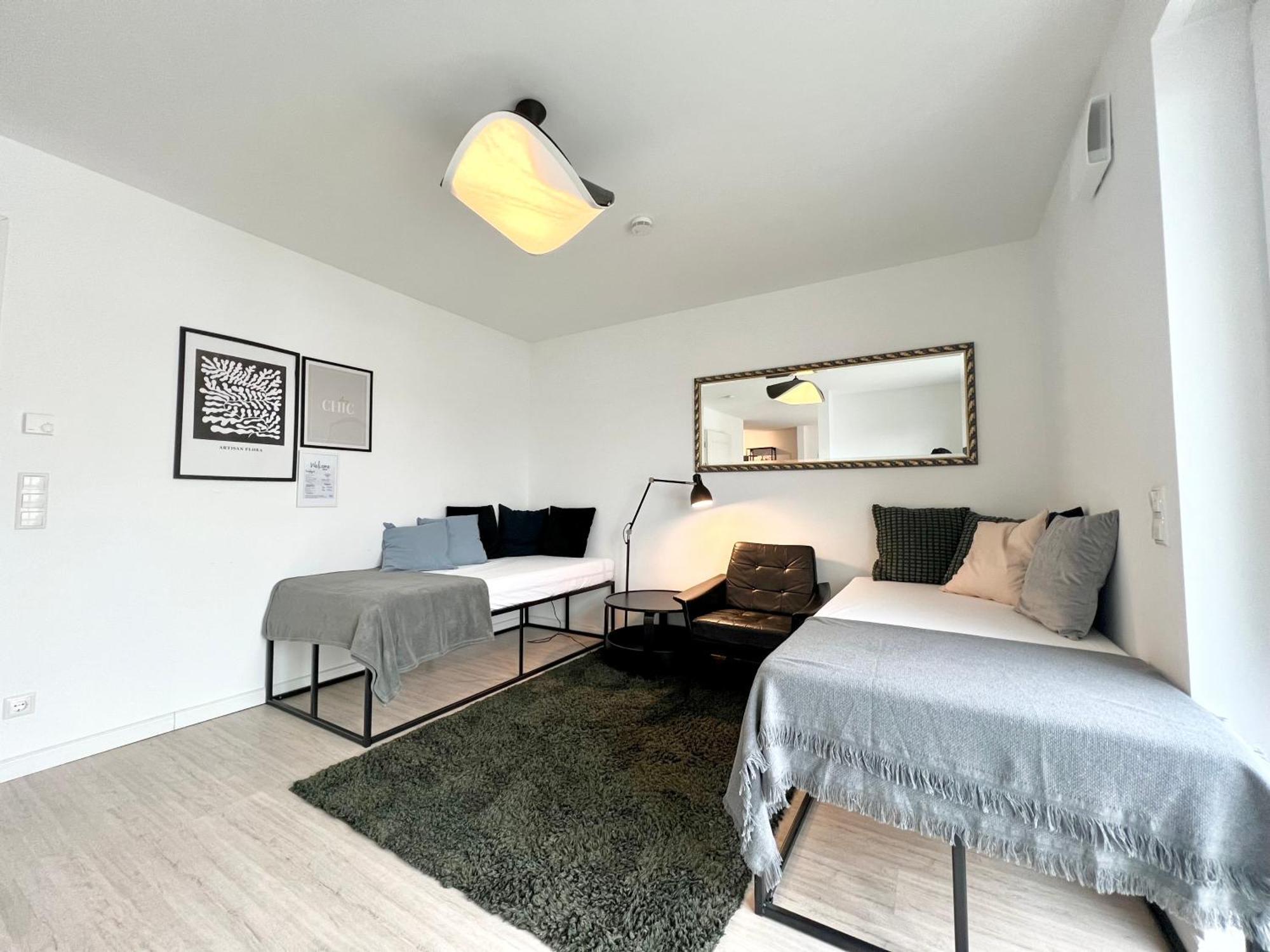 Gemuetliche Apartments Direkt An Der Grenze Von Hamburg ノルダーシュテット エクステリア 写真