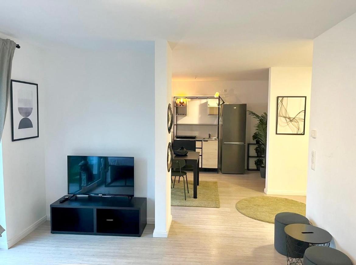 Gemuetliche Apartments Direkt An Der Grenze Von Hamburg ノルダーシュテット エクステリア 写真