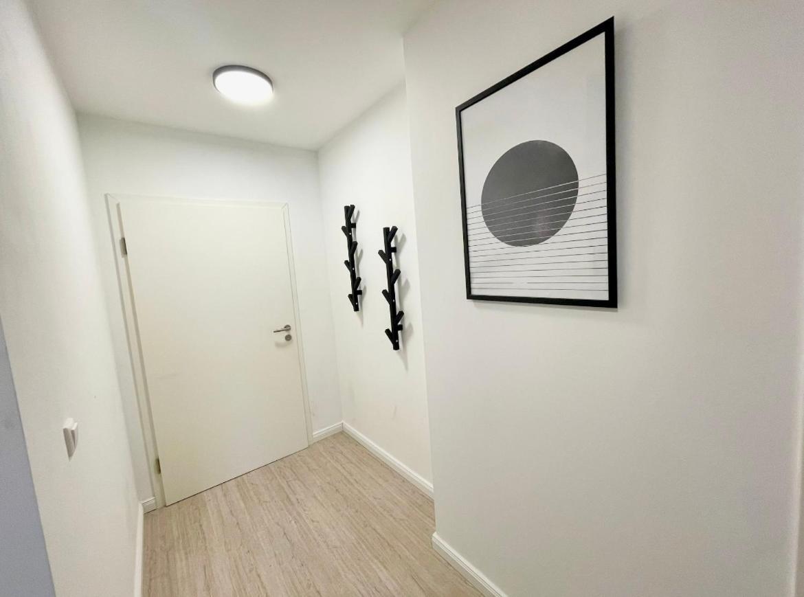 Gemuetliche Apartments Direkt An Der Grenze Von Hamburg ノルダーシュテット エクステリア 写真
