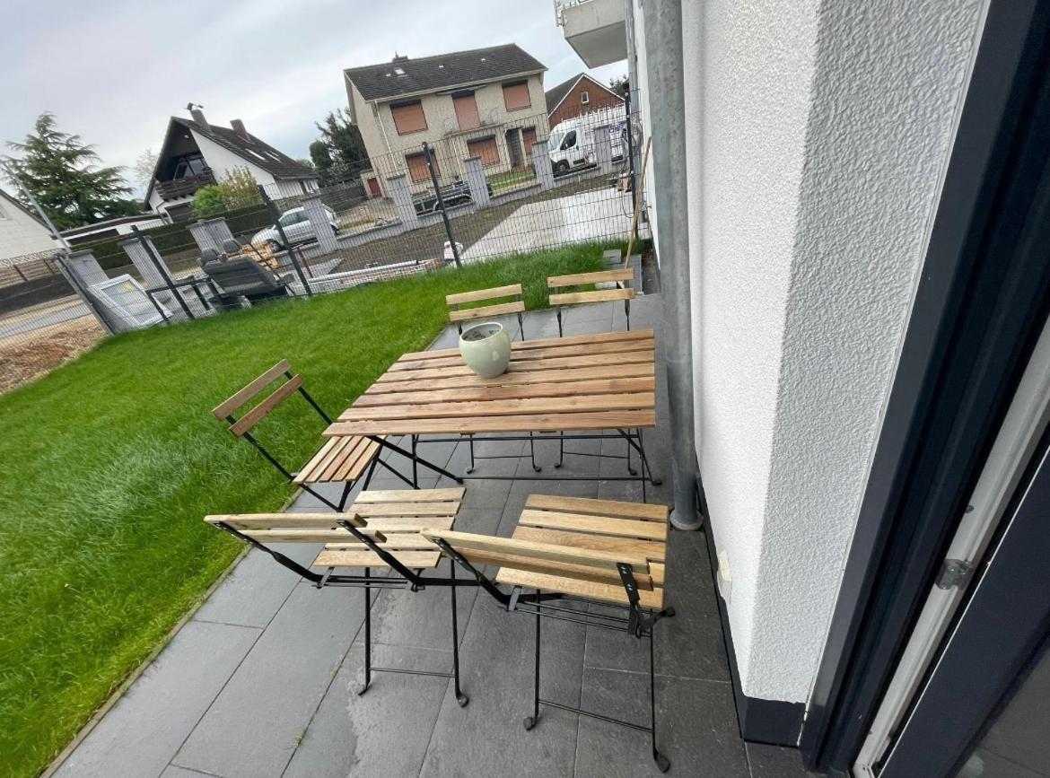 Gemuetliche Apartments Direkt An Der Grenze Von Hamburg ノルダーシュテット エクステリア 写真